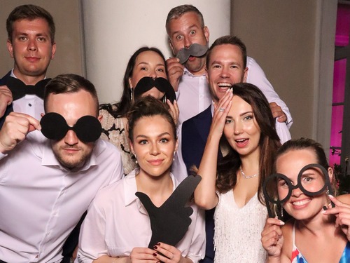 Külaliste fotode üleslaadimine